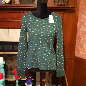 AE NWT Thermal Waffle Top, Green Floral Size M